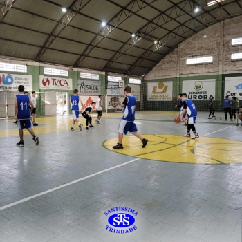 Oficina de Basquete participou de jogos amistosos