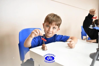 Alunos confeccionam sinos a partir de cápsulas de café | Inf. 4