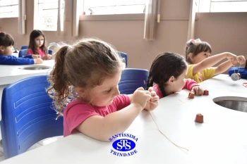 Alunos confeccionam sinos a partir de cápsulas de café | Inf. 4