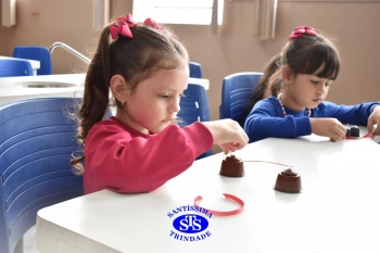 Alunos confeccionam sinos a partir de cápsulas de café | Inf. 4