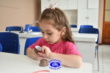Alunos confeccionam sinos a partir de cápsulas de café | Inf. 4