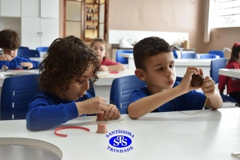 Alunos confeccionam sinos a partir de cápsulas de café | Inf. 4