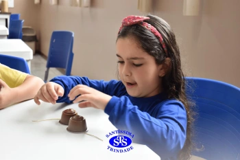 Alunos confeccionam sinos a partir de cápsulas de café | Inf. 4