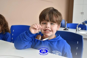 Alunos confeccionam sinos a partir de cápsulas de café | Inf. 4