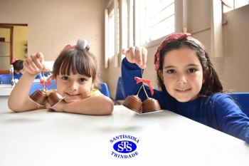 Alunos confeccionam sinos a partir de cápsulas de café | Inf. 4