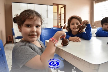 Alunos confeccionam sinos a partir de cápsulas de café | Inf. 4
