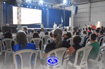 Alunos participam da