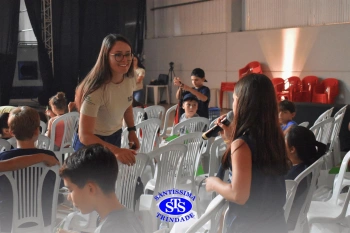 Alunos participam da