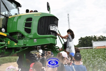 Alunos participam da Tardinha de Campo Sementes Aurora