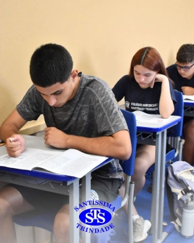 Estudantes colocam conhecimentos em prática na Prova Bimestral Anglo
