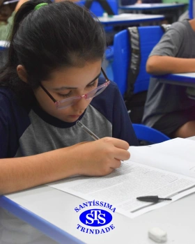 Estudantes colocam conhecimentos em prática na Prova Bimestral Anglo