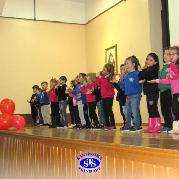 Infantil 5 homenageia as Mães
