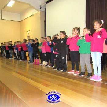 Infantil 5 homenageia as Mães