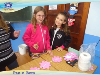 3º ano confeccionou um Rosário