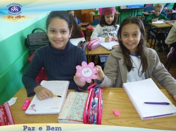 3º ano confeccionou um Rosário