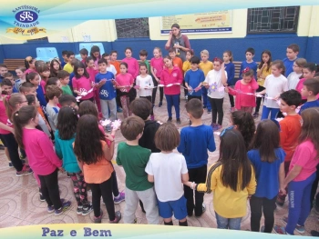 3º ano confeccionou um Rosário