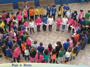 3º ano confeccionou um Rosário