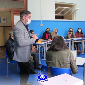 Professores reunidos em manhã de formação