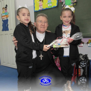 Dom Nélio, Bispo Diocesano, visita o Santíssima 