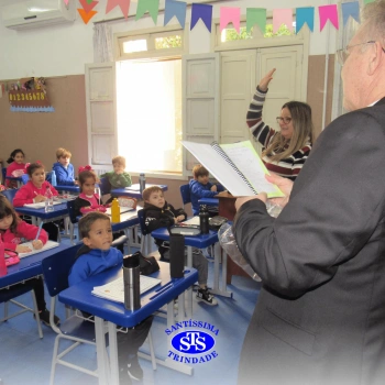 Dom Nélio, Bispo Diocesano, visita o Santíssima 