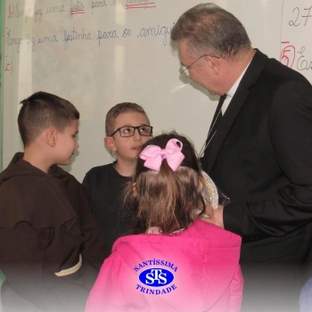 Dom Nélio, Bispo Diocesano, visita o Santíssima 
