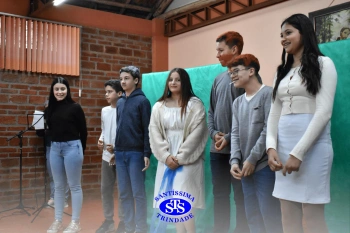 Alunos participam do Festival do Folclore | 7º ano