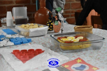 Alunos participam do Festival do Folclore | 7º ano
