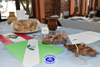 Alunos participam do Festival do Folclore | 7º ano