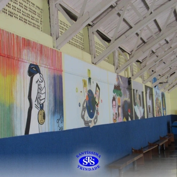 Arte urbana é aplicada pelos alunos do 9º ano em ambiente do Colégio