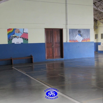 Arte urbana é aplicada pelos alunos do 9º ano em ambiente do Colégio