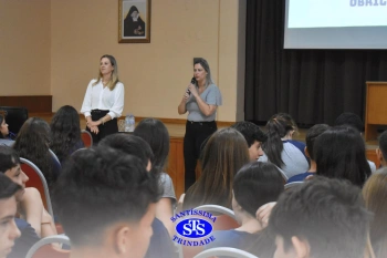 Palestra visa conscientizar os alunos sobre as consequências do bullying