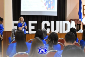 Professores retornam ao Colégio para participar das reuniões pedagógicas
