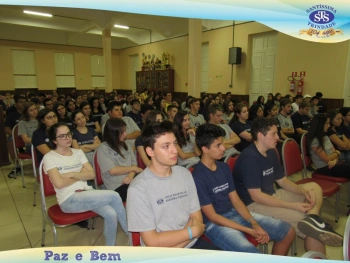 Ensino Médio - Painel com ex-alunos