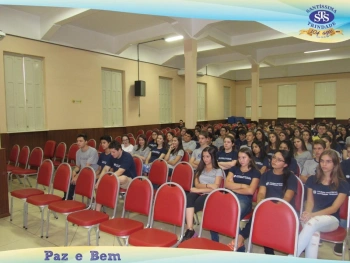Ensino Médio - Painel com ex-alunos