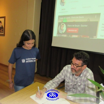5º ano | Encontro entre leitores e escritor promove experiências enriquecedoras