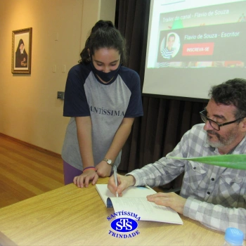 5º ano | Encontro entre leitores e escritor promove experiências enriquecedoras