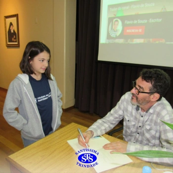 5º ano | Encontro entre leitores e escritor promove experiências enriquecedoras