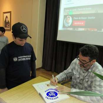 5º ano | Encontro entre leitores e escritor promove experiências enriquecedoras
