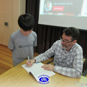 5º ano | Encontro entre leitores e escritor promove experiências enriquecedoras