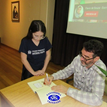 5º ano | Encontro entre leitores e escritor promove experiências enriquecedoras