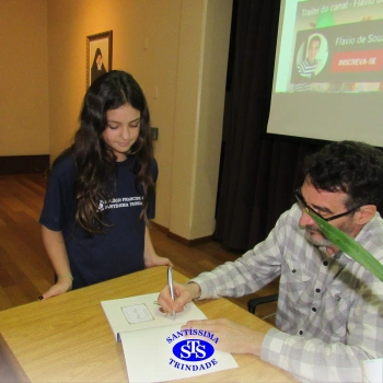 5º ano | Encontro entre leitores e escritor promove experiências enriquecedoras