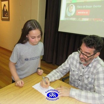 5º ano | Encontro entre leitores e escritor promove experiências enriquecedoras