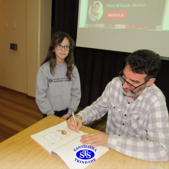 5º ano | Encontro entre leitores e escritor promove experiências enriquecedoras