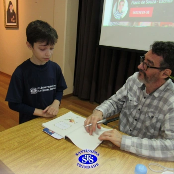 5º ano | Encontro entre leitores e escritor promove experiências enriquecedoras