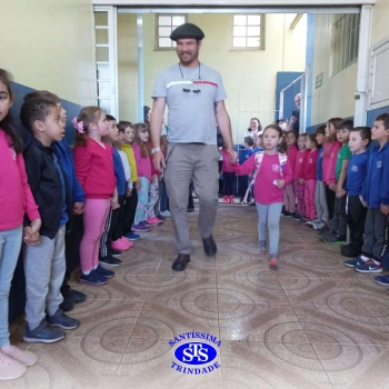 Infantil 5 e 2º ano | Acolhida franciscana 