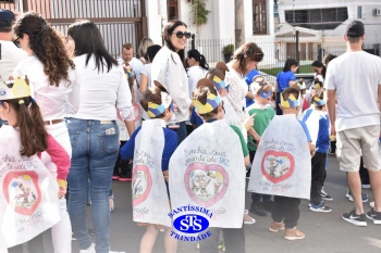 Caminhada Franciscana pela Paz reúne comunidade educativa