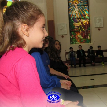 Celebrações com as turmas do 1º ano 4, 5º ano 1, 3º ano 2 e 5º ano 2
