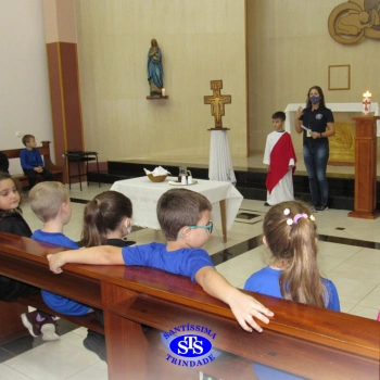 Celebrações com as turmas do 1º ano 4, 5º ano 1, 3º ano 2 e 5º ano 2