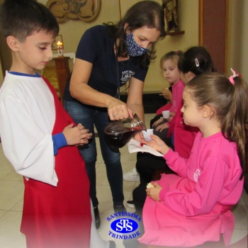 Celebrações com as turmas do 1º ano 4, 5º ano 1, 3º ano 2 e 5º ano 2