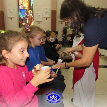 Celebrações com as turmas do 1º ano 4, 5º ano 1, 3º ano 2 e 5º ano 2